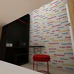 بيت شباب Ibis Styles The Fuzzy Log *