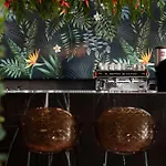 Ibis Styles The Fuzzy Log אכסניה *