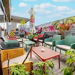 Ibis Styles The Fuzzy Log *