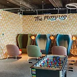 بيت شباب Ibis Styles The Fuzzy Log