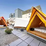 אכסניה Ibis Styles The Fuzzy Log *