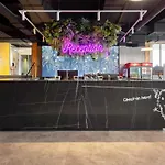Ibis Styles The Fuzzy Log אכסניה