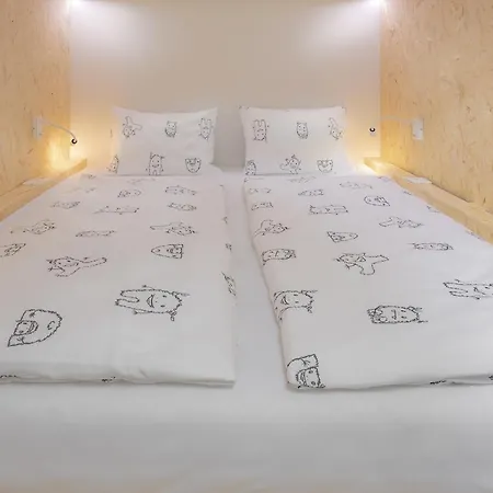 Ibis Styles The Fuzzy Log Hostel *