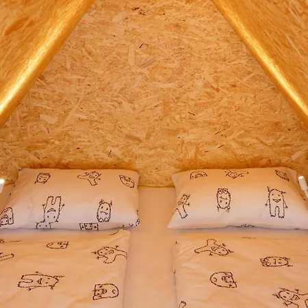 旅馆 Ibis Styles The Fuzzy Log 卢布尔雅那