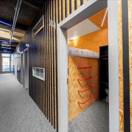 Ibis Styles The Fuzzy Log 旅馆