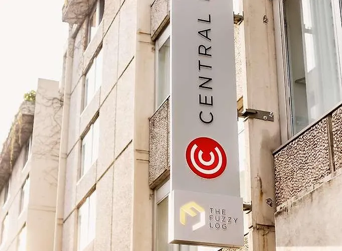 بيت شباب Ibis Styles The Fuzzy Log