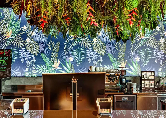 Ibis Styles The Fuzzy Log بيت شباب *