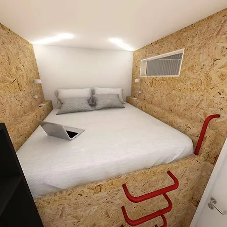 Ibis Styles The Fuzzy Log リュブリャナ