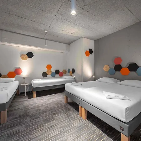 Ibis Styles The Fuzzy Log *