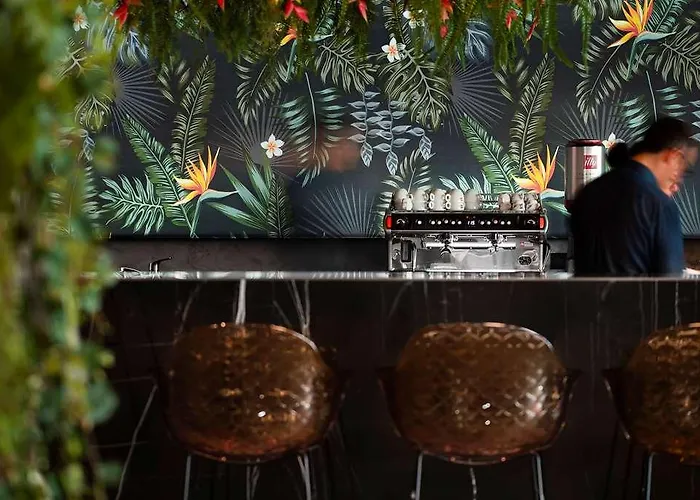 Ibis Styles The Fuzzy Log אכסניה *