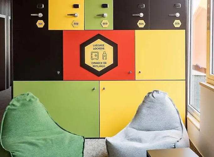 Ibis Styles The Fuzzy Log *