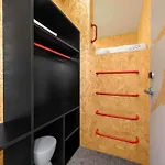 Ibis Styles The Fuzzy Log *