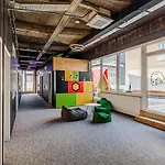 Ibis Styles The Fuzzy Log Hostel Lublaň