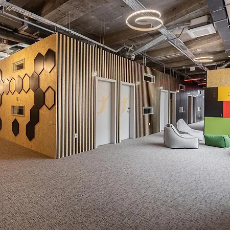 Ibis Styles The Fuzzy Log *