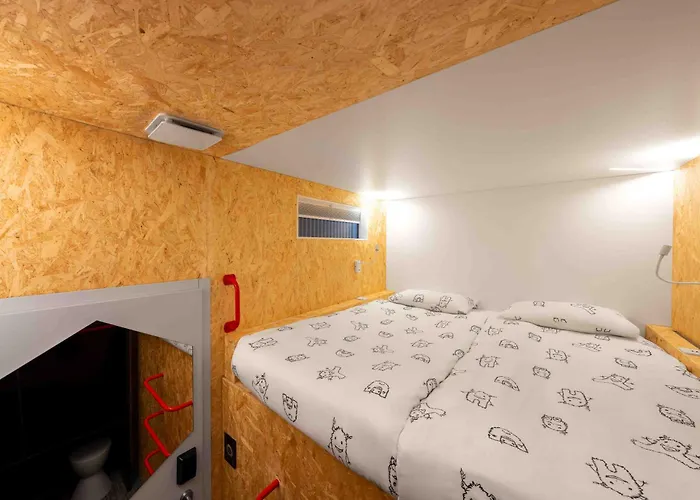 Albergue Ibis Styles The Fuzzy Log