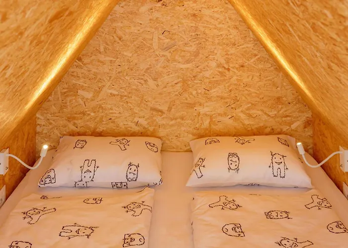 Ibis Styles The Fuzzy Log * Liubliana