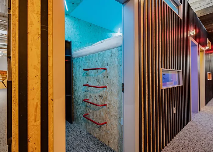 Albergue Ibis Styles The Fuzzy Log